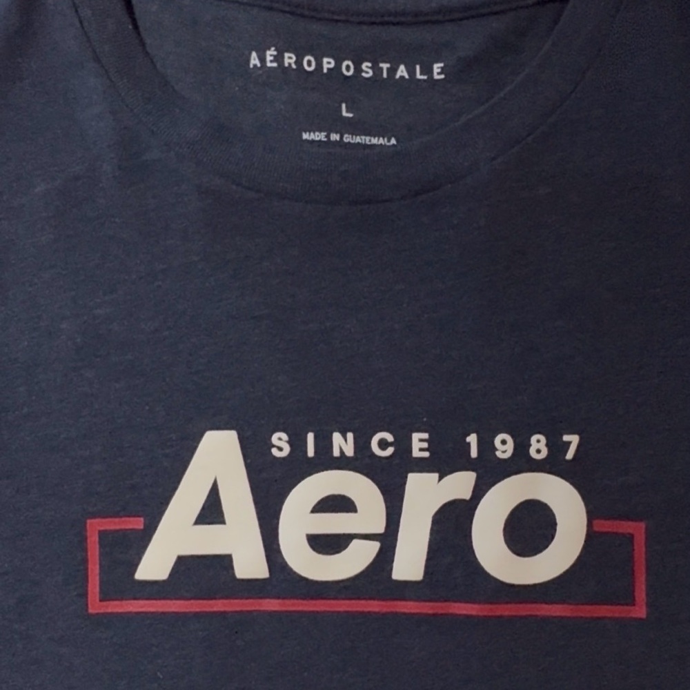 Aéropostale 'Aero' Logo Tee in Navy